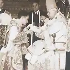 Ordenación P. Sapienza - Ornamentos Pontificales
