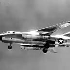Douglas_RB-66A_Destroyer_(SN_52-2828,_the_first_RB-66A_built)_in_flight_landing_configuration._Photo_taken_Aug._10,_1954_061102-F-1234P-007