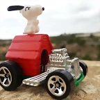 SNOOPY RACING - SNOOPY