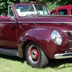 1940-Ford-Convertible-Maroon-sy