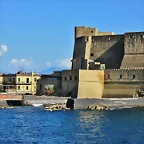 Castell del Ovo en la costa de Npoles.