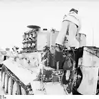 Bundesarchiv_Bild_101I-279-0946-16,_Russland,_bei_Witebsk,_Panzer_VI_(Tiger_I)-L