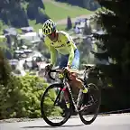 alberto-contador-durante-dura-etapa-prologo-del-dauphine-2016-tras-que-enfundado-jersey-amarillo-lider-1465138262035