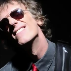 PRE-spinetta.jpg_2033098437