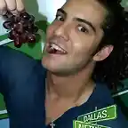 comiendo uvas