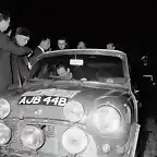 timo-makinen-and-paul-easter-in-the-mini-cooper-s-at-the-1965-rallye-monte-carlo-285x285