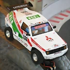 raid-1993-paris dakar-206-mitsubishi pajero-2470