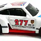 16 Porsche-935-b