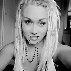 27809-16-chicas-con-rastas