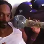 155926_snoop.dogg.on.420_497x313