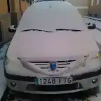 COCHE CON NIEVE