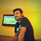 Hugo en cena antes del bolo 5