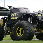 batmobile-monster-truck-1