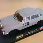 MERCEDES 220