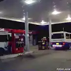 bus en la gasolinera