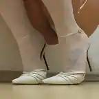 zapatos blancos