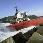 con la mar se va arrimando