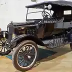 Ford_Model_T_1914