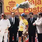 Perico-Vuelta1985-Podio2