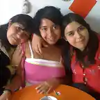 Mi mam, mi hermanita Melanosa, y yo!!