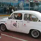 600 Abarth blanco muy discreto