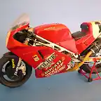 Ducati Desmosedici - Tamiya 1/12