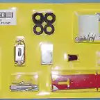 FALLER_132_SCALE_6777_FERRARI_F1_GP_SLOT_CAR_CLUB_RACING_KIT_CONTENTS