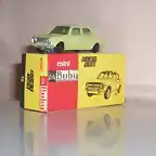 12 Fiat 128 verde claro (serie 10)