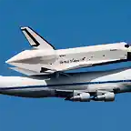 Lanzadera espacial a lomos de un Boeing 747jpg