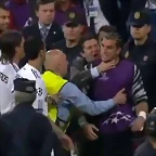 Agresion-de-Chendo-a-Pinto_54147301240_54115221152_960_640