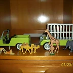 Rare Vintage Nylint Safari Hunt Set in very good condition with animal's