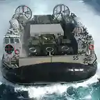 USS Kearsarge. Buque del tipo LCAC. Landing Craft Cushion. Ao 2005