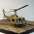 Bell UH-1B_03