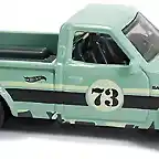 2018 HW Hot Trucks Datsun-620-m