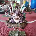 Mago sacerdote slann