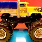 2004b 34 Super Trucker toy