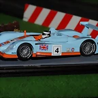 AUDI R8 GULF N- 4 LEMANS 2001_532x356