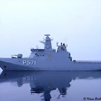1663057