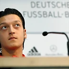 Ozil 6