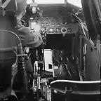 whitworth-cockpit-wwii-iwm-ch-700-4825f6-640