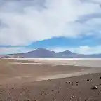 Expedición pasando por los volcanes “Doña Inés” y “Doña Inés chica”.