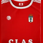 camiseta doblada etiqueta