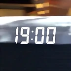 Hugo snapchat 7-6-2016 (3)