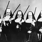 monjas_ataque