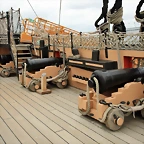 11portsmouth-hms-victory-small-main-deck-cannons