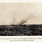 El Mwe lanza un torpedo contra su presa.