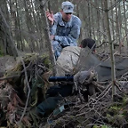 959px-US_Army_Special_Forces_MSgt_gives_instruction_to_two_sniper_students