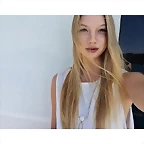 misskarolina_official_2015-08-30_01-43-54