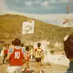 Partido de baloncesto en la Glorieta aos  70 (2)