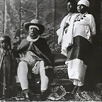 El emperador de Etiopia Menelik II mantuvo su reinado en Abisina, tal y como se llamaba entonces, entre 1889 y 1913, aos de su muerte.